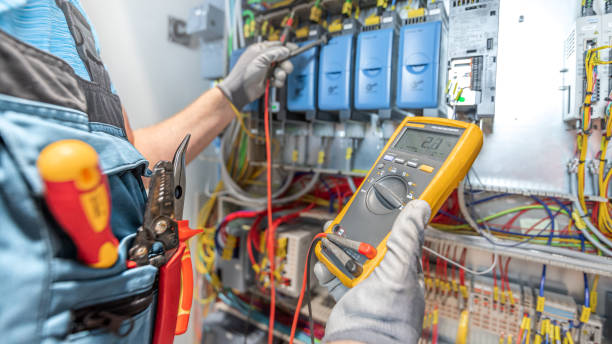 Best Circuit Breaker Repair  in Hampton, AR